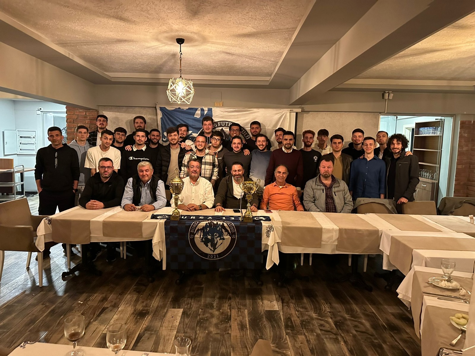 Bursa 1326 Kulübü ilk galibiyetini kutladı Bursa 1326 Kulübü ilk galibiyetini kutladı