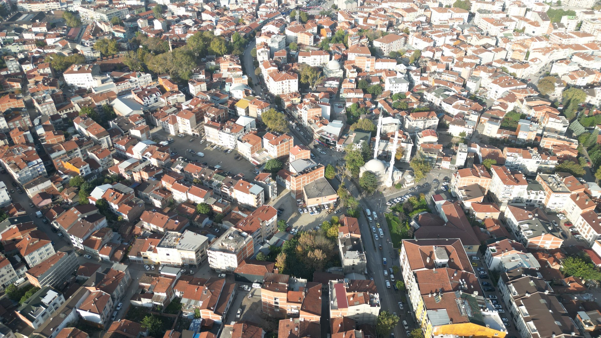 Bursa’nın bu ilçesine yeni otopark! Bursa’nın bu ilçesine yeni otopark!