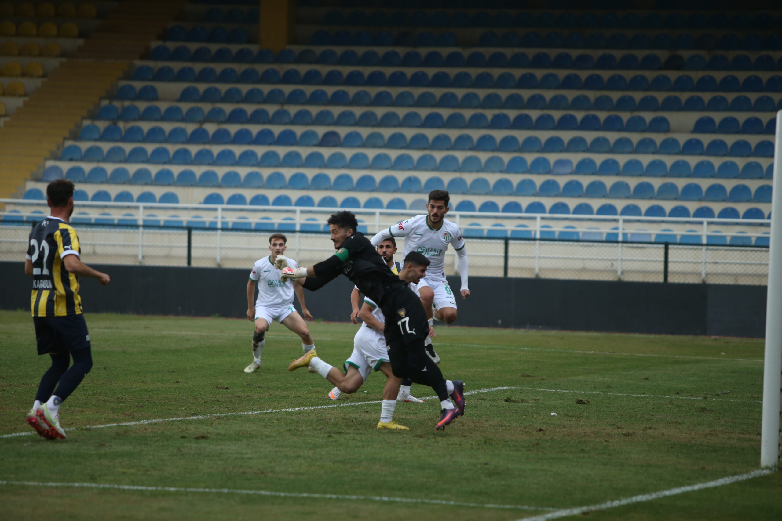 Bursaspor’da kırmızı alarm! Bu işin şakası yok… Bursaspor’da kırmızı alarm! Bu işin şakası yok…