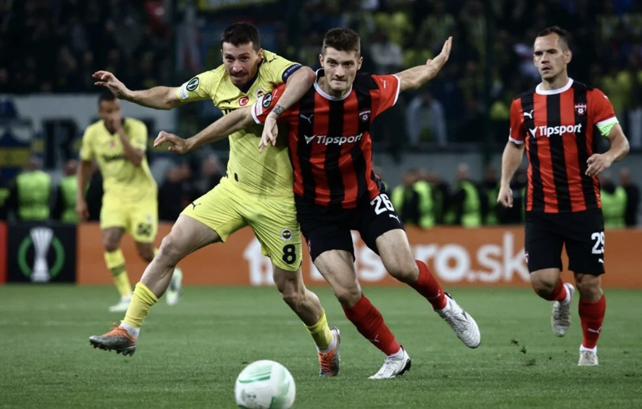 Fenerbahçe Avrupa’da da kayıpsız!