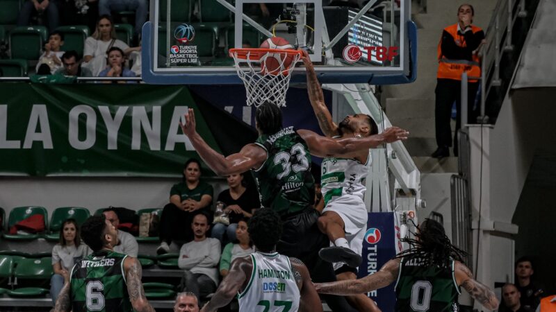 Türkiye Sigorta Basketbol Süper Ligi 3. haftasında cumartesi günü saat