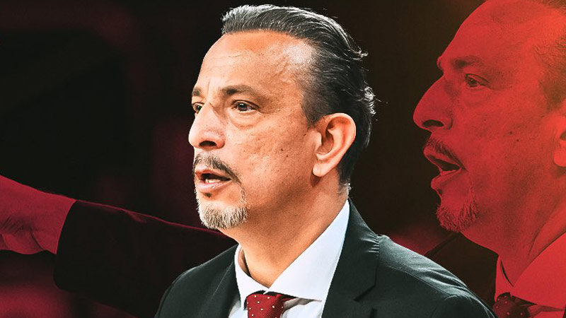 Galatasaray Kadın Basketbol Takımı'nda, başantrenör Alper Durur ile yollar ayrıldı.
