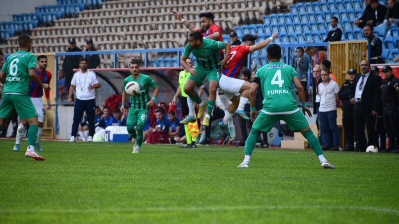 Bursa’nın 3.Lig’deki yeni takımına yeni hoca uğurlu geldi! TFF 3. Lig 1. Grup’ta play-off oynamak isteyen İnegöl Kafkasspor,