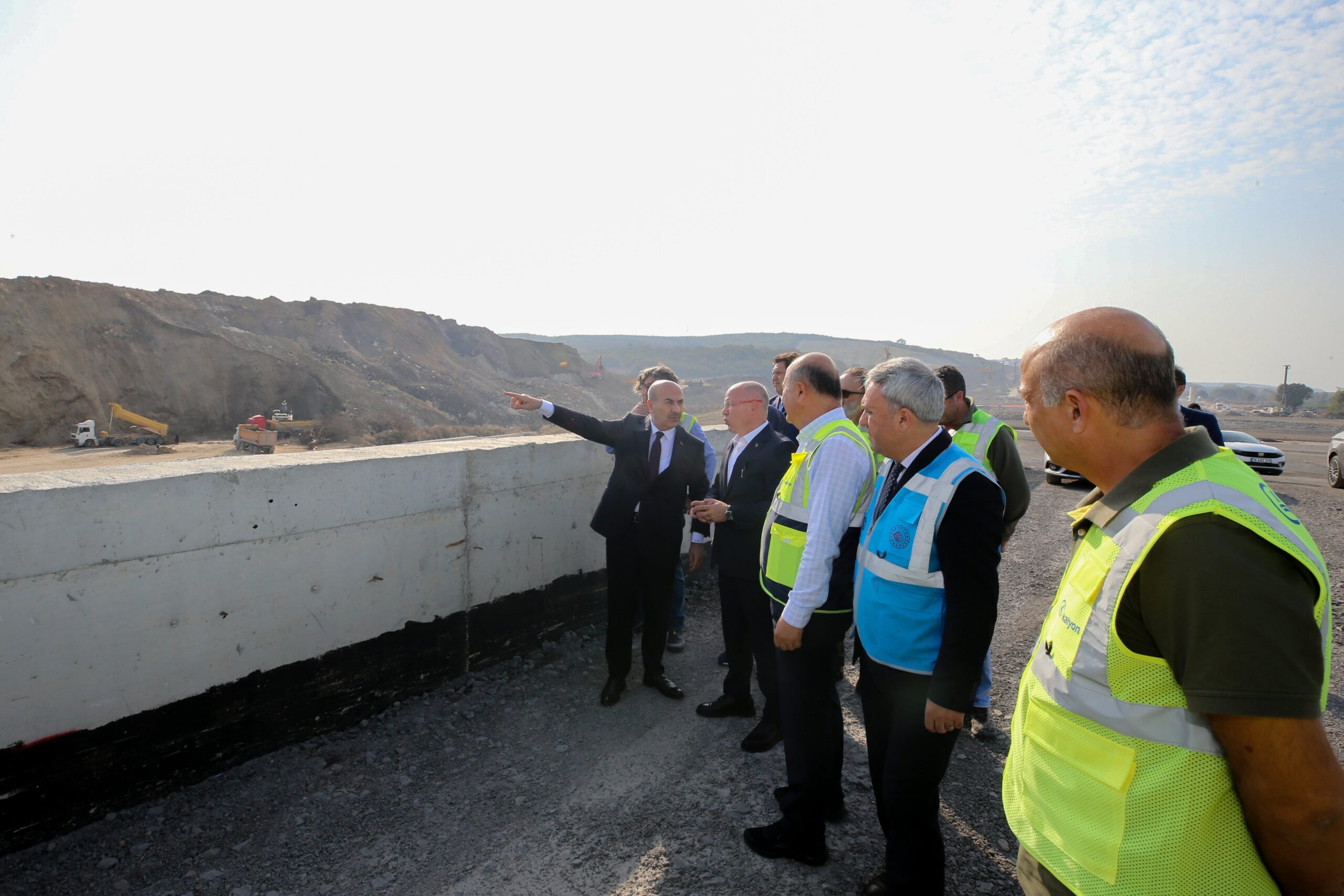 Bursa Valisi’nden hızlı tren şantiyesinde inceleme!