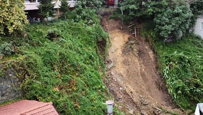 Trabzon’da su baskını ve heyelan: 16 kişi tahliye edildi