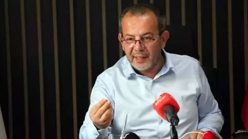 CHP’den ihraç edilen Tanju Özcan başka bir partiye geçecek mi? Yeni açıklama geldi CHP'den ihraç edilen Tanju Özcan, belediye binasında basın toplantısı düzenleyip,