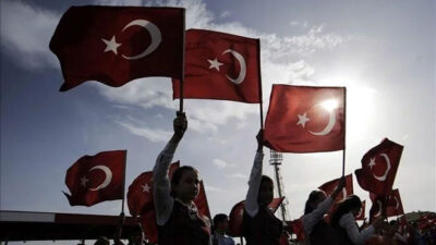 Siyasilerden “29 Ekim Cumhuriyet Bayramı” mesajları