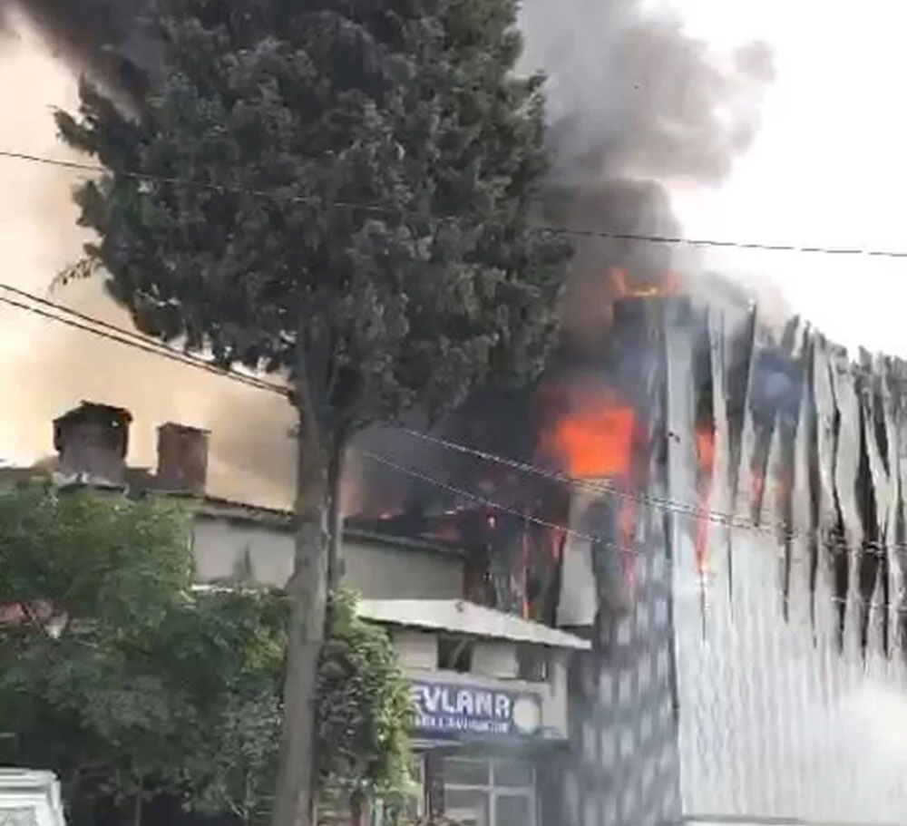 Kimyasal madde deposunda yangın