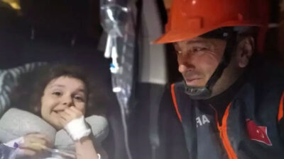 Enkazdan annesinin cesedi çıkmıştı! ‘Küçücük bir delikten önce Öykü’yü sonra babasını aldık’