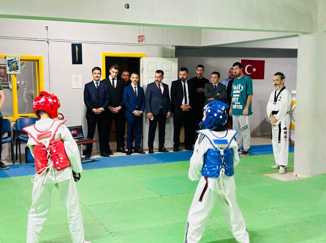 Bursa Ülkü Ocakları’ndan spora tam destek