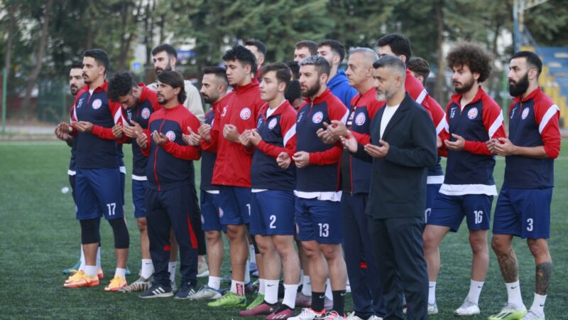 Bursa’nın 93 yıllık kulübünden gövde gösterisi! Orhangazi ve Bursa’nın 93 yıllık koca çınarı şampiyonluk ve BAL