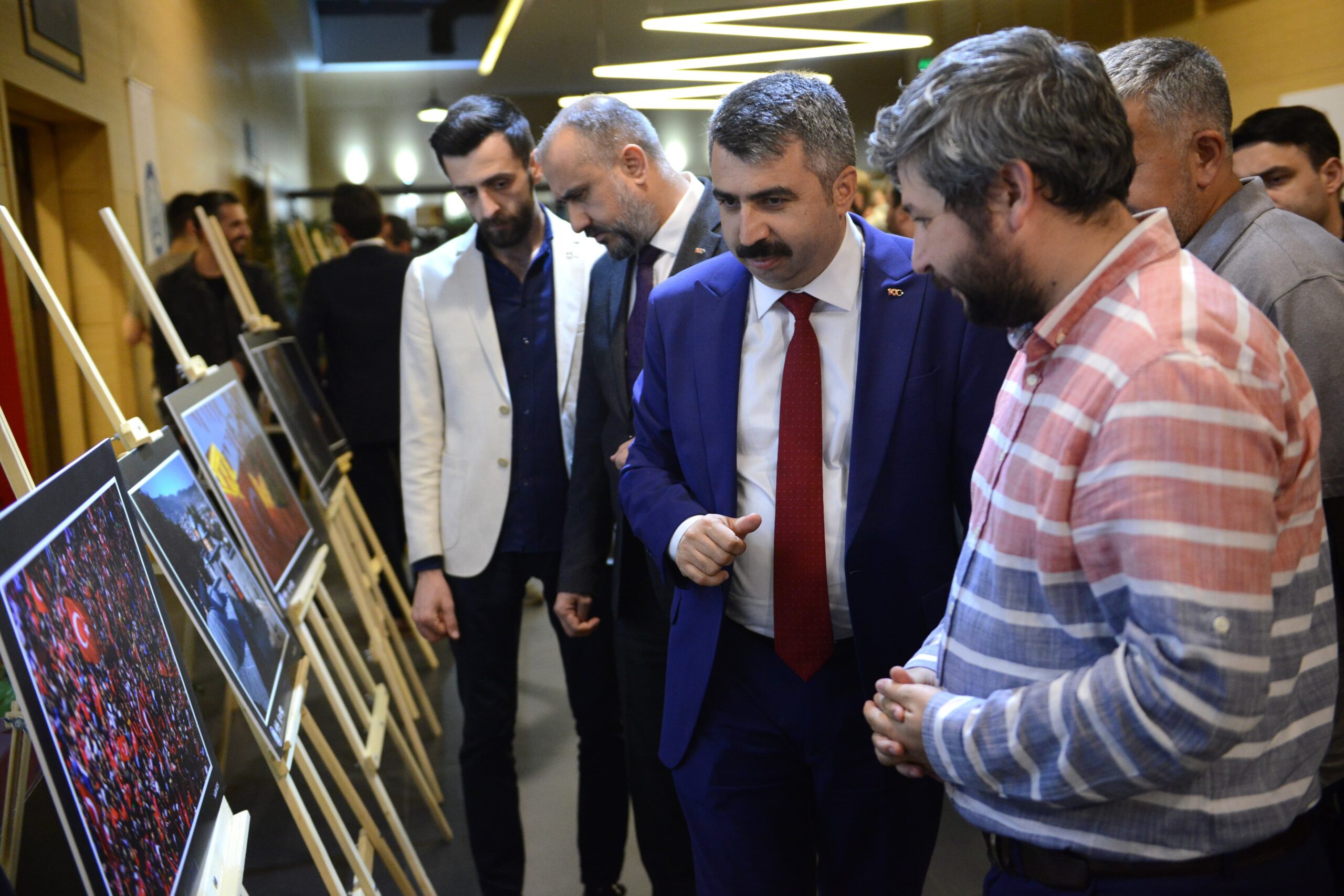 Bursa'da fotoğraf sanatçılarından 'bayrak' resitali 1 YB 6 1 scaled