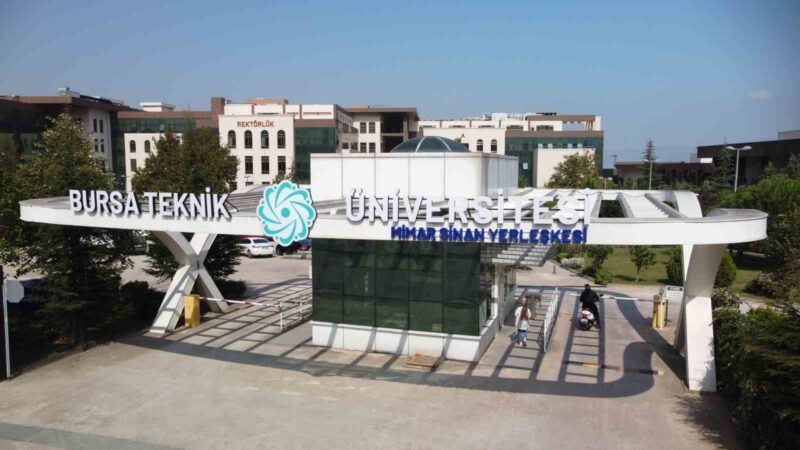 Bursa Teknik Üniversitesi’nde (BTÜ) ’6. Havacılık ve Savunma Günleri’ 11