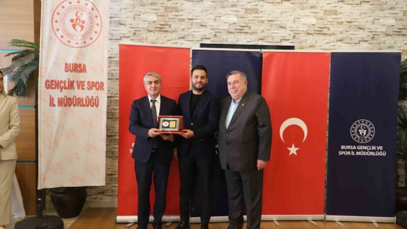 Bursa Büyükşehir Belediyespor’a ödül yağdı Amatör Spor Haftası nedeniyle Gençlik ve Spor Bakanlığı ile Türkiye