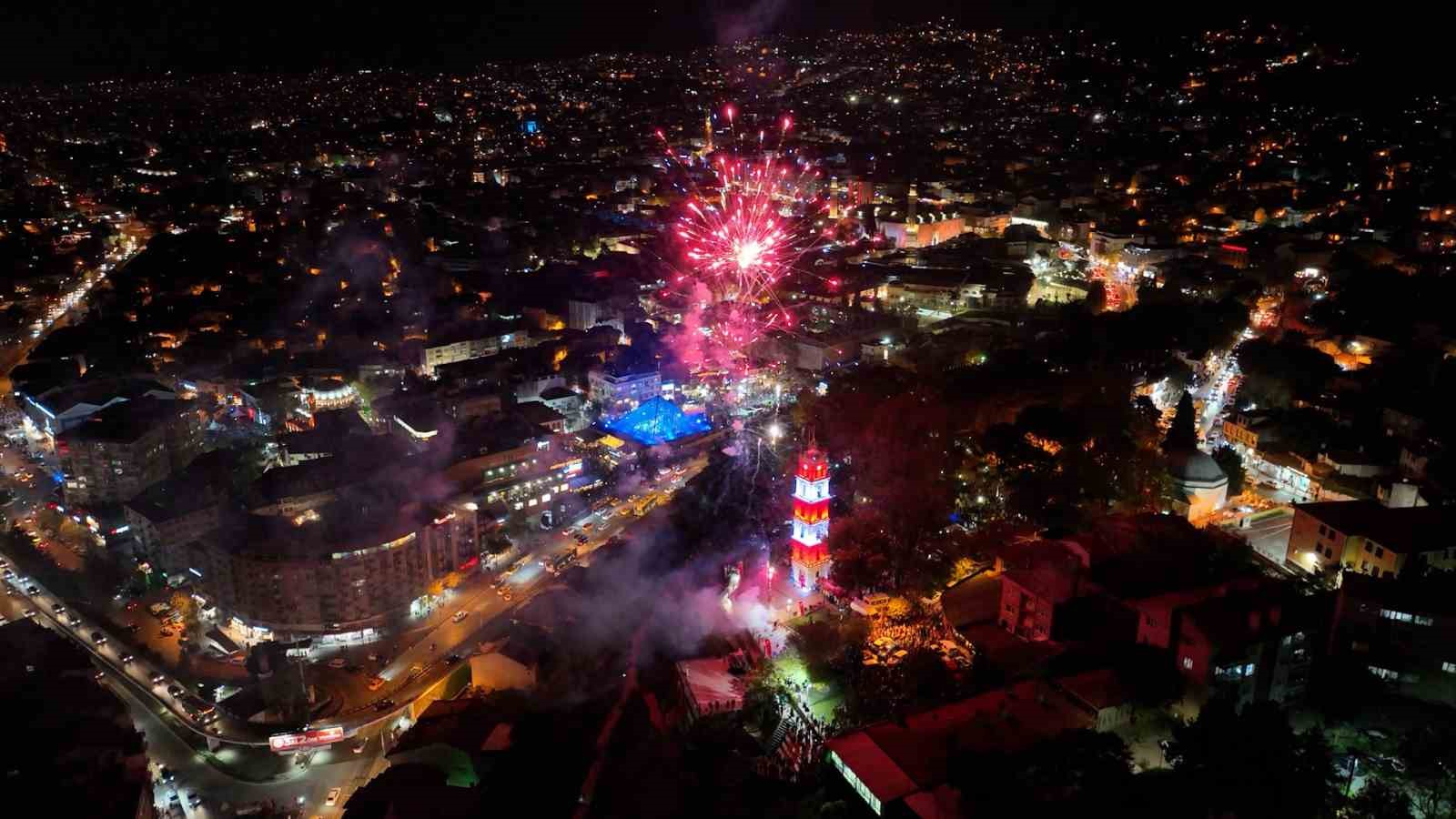 bursada 100 yil kutlamalarina havai fisekli final fd91ece