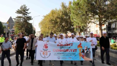 Cumhuriyet yürüyüşü beşinci günde Seyitgazi’de