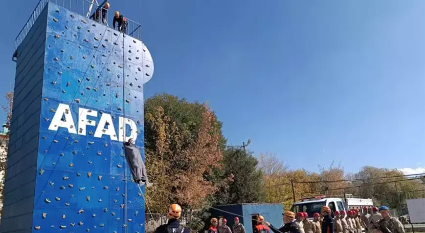 Deprem tatbikatı! Polis ve jandarma da katıldı