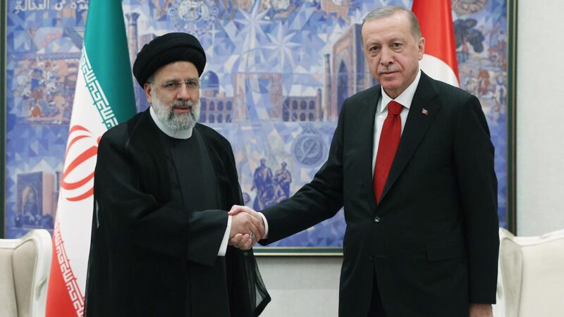 Erdoğan’dan Filistin diplomasisi Cumhurbaşkanı Recep Tayyip Erdoğan, İran Cumhurbaşkanı İbrahim Reisi ve İngiltere