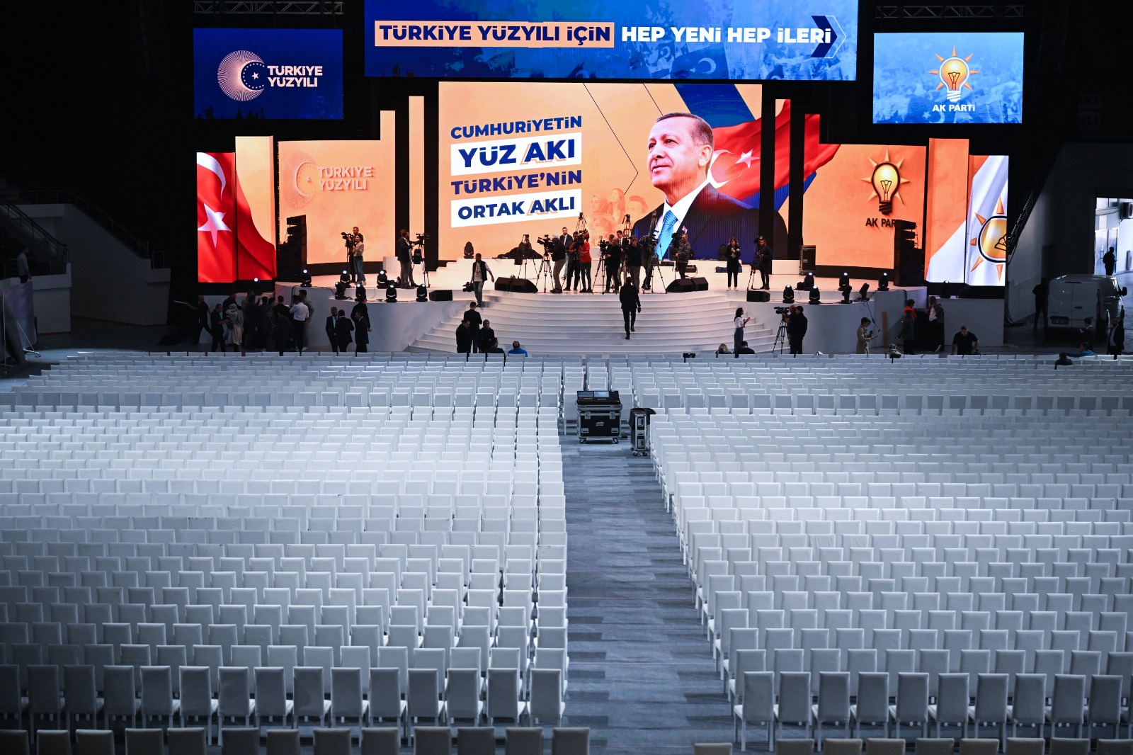 AK Parti’de büyük gün… AK Parti’de büyük gün…