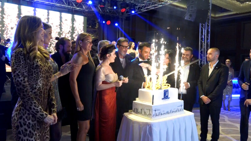 Bursa’nın firması Ergünkent’ten 10. yıla özel kutlama… Ünlüler geçidi…