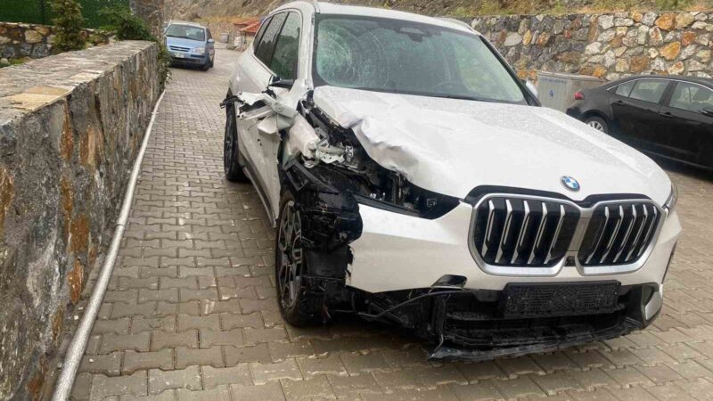Bursa’da bir kişinin öldüğü kazada flaş gelişme! 2 kişi yakalandı Bursa’nın Orhangazi ilçesinde 1 kişinin hayatını kaybettiği trafik kazasında olay