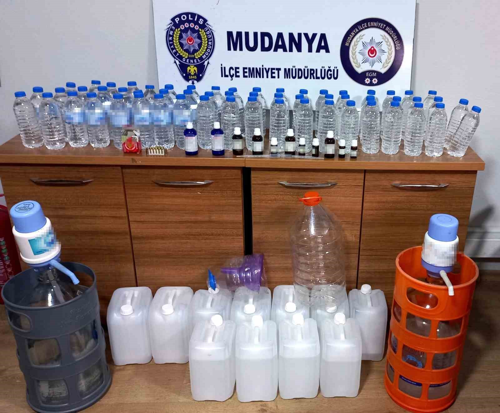 Bursa’da sahte içki operasyonu Bursa’da sahte içki operasyonu