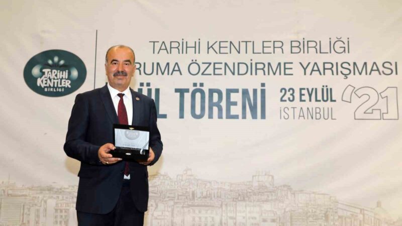 Myrleia Antik Kenti Arkeoplarkı’na Tarihi Kentler Birliği’nden ödül Mudanya Belediyesi; Tarihi Kentler Birliği tarafından düzenlenen Tarihi ve Kültürel