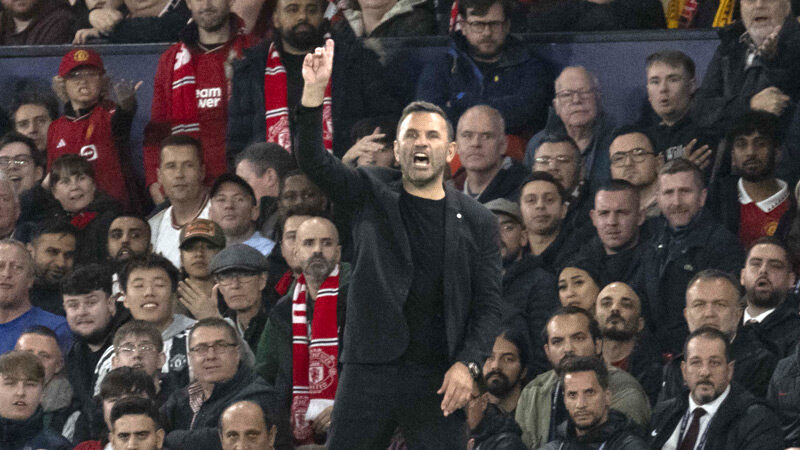 Okan Buruk: Manchester gibi bir takımı burada yenmek çok değerli Galatasaray Teknik Direktörü Okan Buruk, UEFA Şampiyonlar Ligi A Grubu'nun