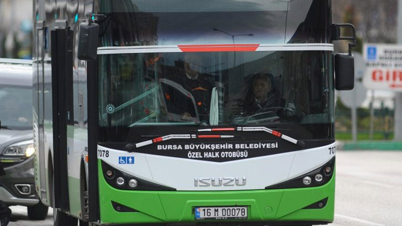 Bursa'da özel halk otobüslerinin ücretsiz yolcu taşımacılığı herhangi bir sınırlamanın