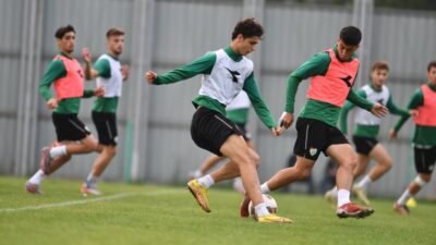 Bursaspor günü çift idmanla tamamladı