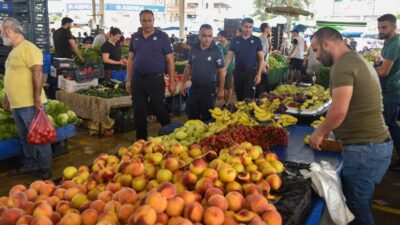Bağırarak satış yapan pazarcılara ceza