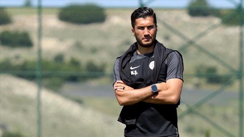 Trendyol Süper Lig ekiplerinden Bitexen Antalyaspor'un futbol sorumlusu Nuri Şahin,