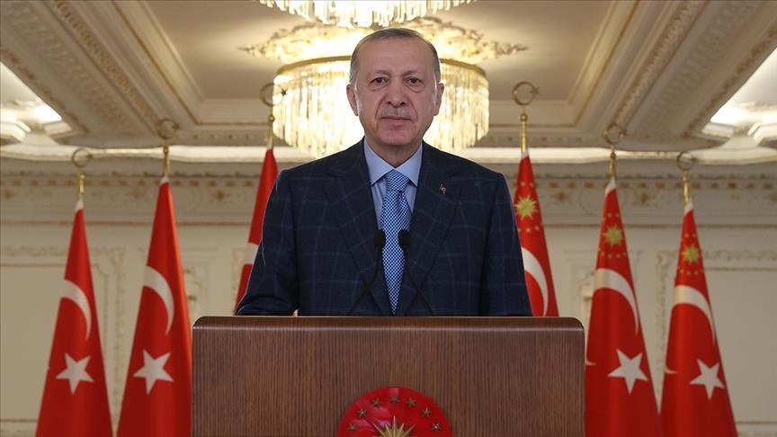 Cumhurbaşkanı Erdoğan’dan Cumhuriyetin 100. yılı için çağrı: Yer gök bayrak olsun