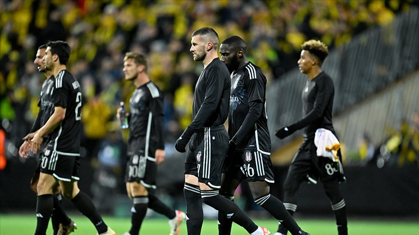 Beşiktaş sıkıntılı günlerinde çıkış arıyor