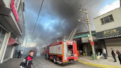 Bursa’da koltuk imalathanesinde yangın