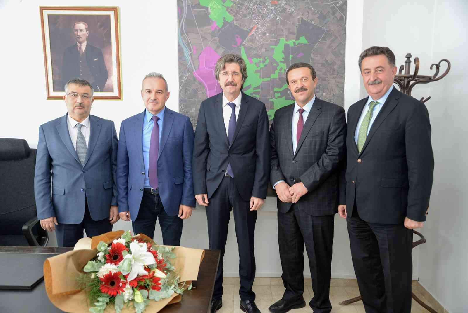 BUÜ’de yeni rektör yardımcısı göreve başladı