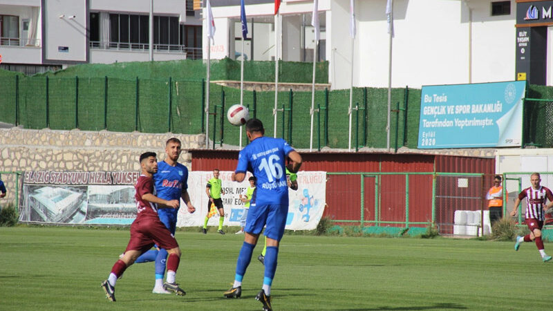 3. Lig’deki Bursa ekibi yenilgiyle tanıştı TFF 3. Lig 4. Grup’ta oynadığı 3 maçı da kazanan