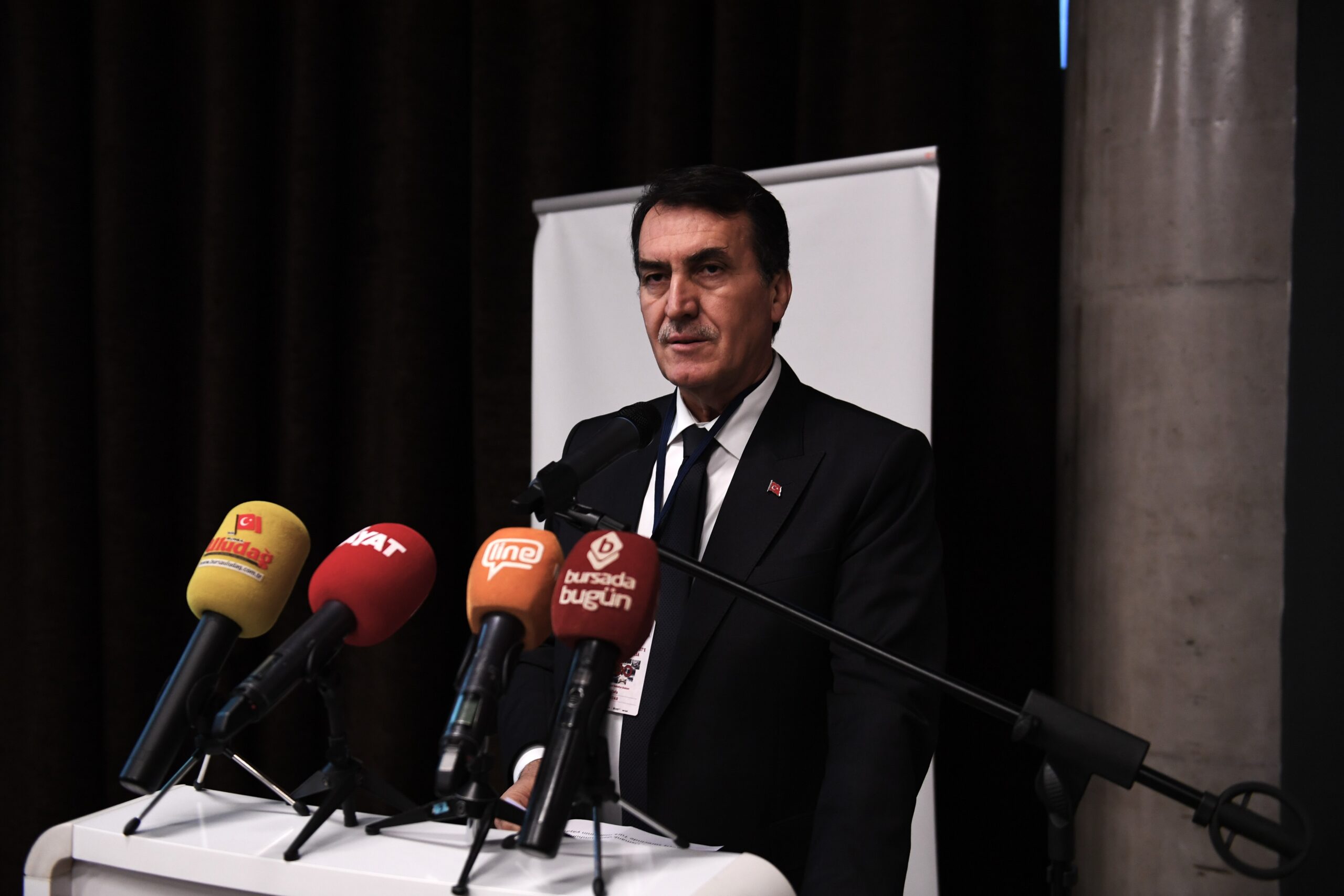 Osmangazi’de Osmanlı’dan bugüne Cumhuriyet konuşuldu 1 1 3 1 scaled