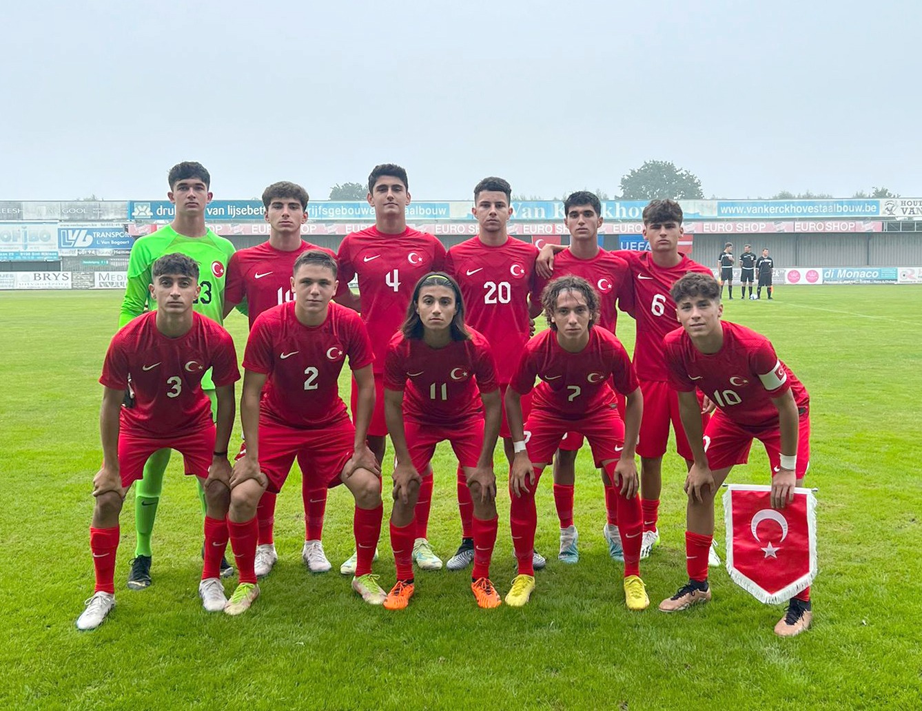 Bursaspor’dan iki futbolcuya Milli davet Bursaspor’dan iki futbolcuya Milli davet