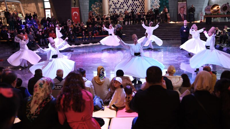 Hazreti Mevlana, 750. vuslat yılında Osmangazi’de anıldı Hazreti Mevlana Celaleddin-i Rumi, vuslatının 750’inci yıl dönümünde Osmangazi Belediyesi