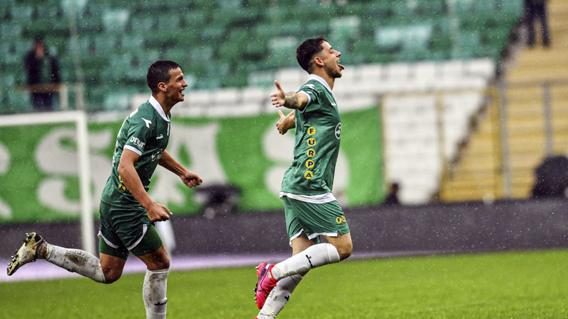 Bursaspor bu sezon ilki yaşadı! Bursaspor bu sezon ilki yaşadı!