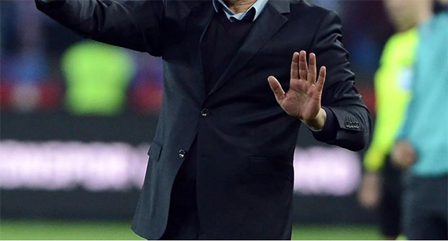 İzmir’de yaprak dökümü