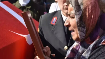 Şehit Özbek son yolculuğuna uğurlandı
