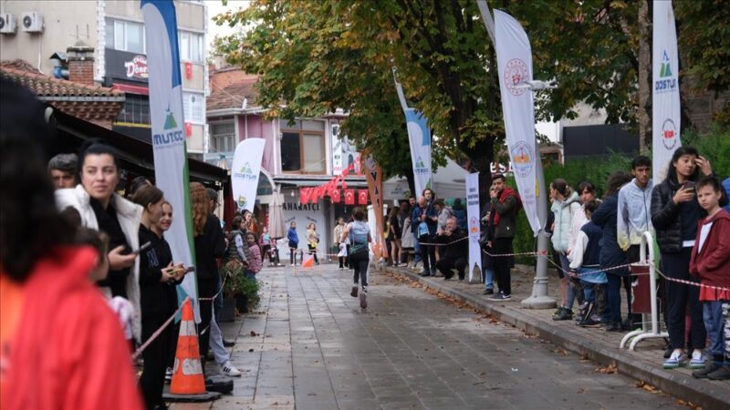 İnegöl Belediyesi’nin bu yıl 3’üncüsünü düzenlediği DOSTUM Cup Oryantiring Şampiyonasında