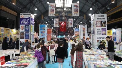 Bursa’nın bu ilçesinde ‘Kitap Şöleni’ başladı