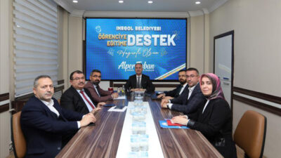 İnegöl Belediyesi’nden anlamlı destek! Bin öğrenciye toplam 1,5 milyon TL…