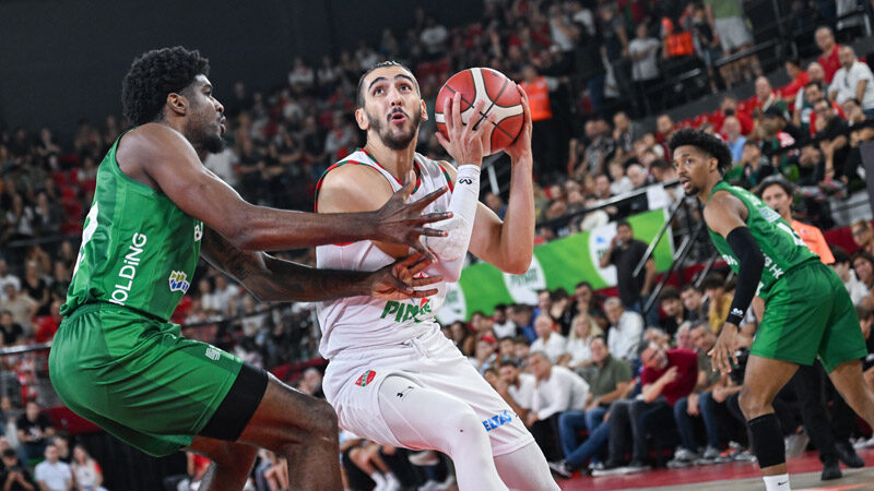 Potanın Timsahları, İzmir’de kayıplarda! Türkiye Sigorta Basketbol Süper Ligi'ndeki temsilcilerimizden Bursaspor İnfo Yatırım, Pınar