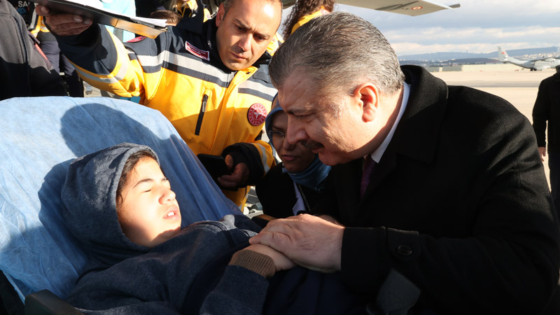 Bakan Koca: Bir iki gün içinde yeni bir tahliye planlıyoruz