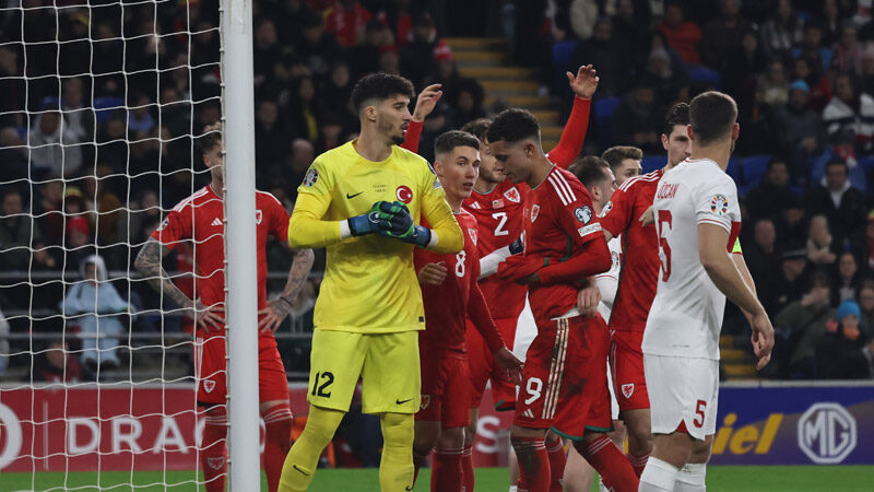 Bursalı milli kaleciye Ada’da geçer not! İngiltere Premier Lig ekiplerinden Manchester United'da birinci kaleci Andre Onana'nın