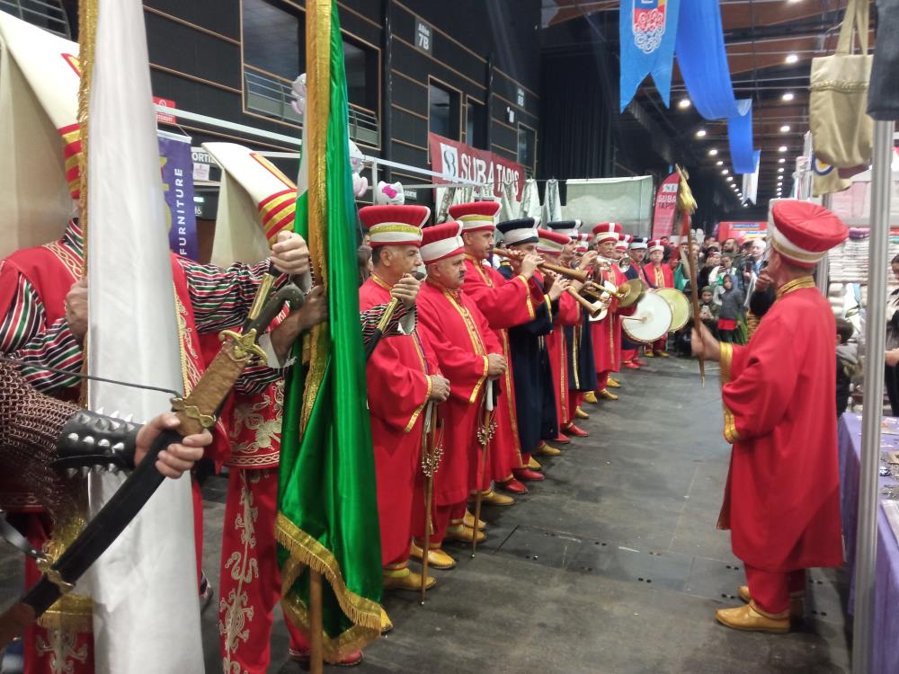 Bursa Mehter Takımı Fransa’yı fethetti 2 AW078182 03